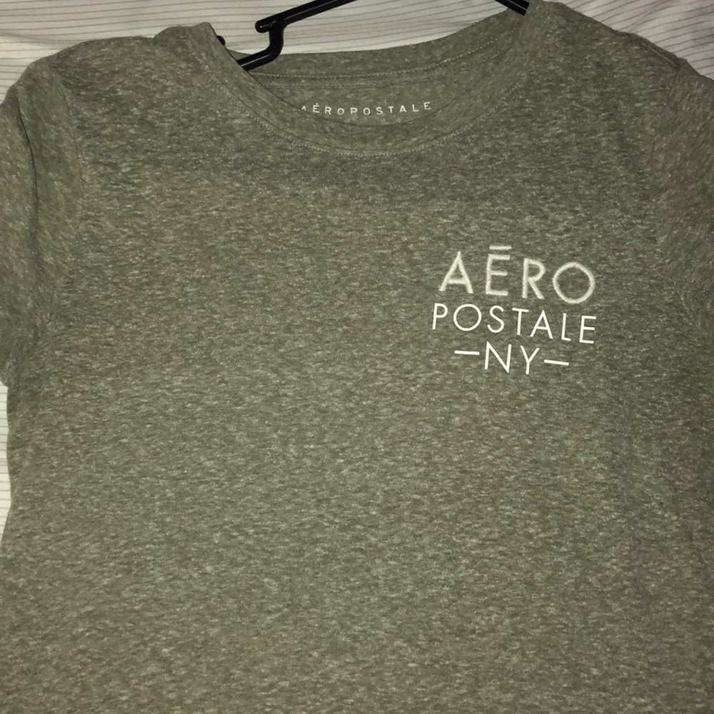 Aēro gray short sleeve